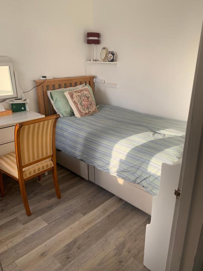 Queens Cottage ساليزبري المظهر الخارجي الصورة