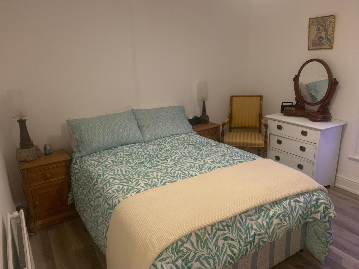 Queens Cottage ساليزبري المظهر الخارجي الصورة